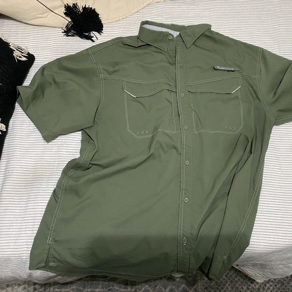 Columbia Other - Columbia PFG shirt